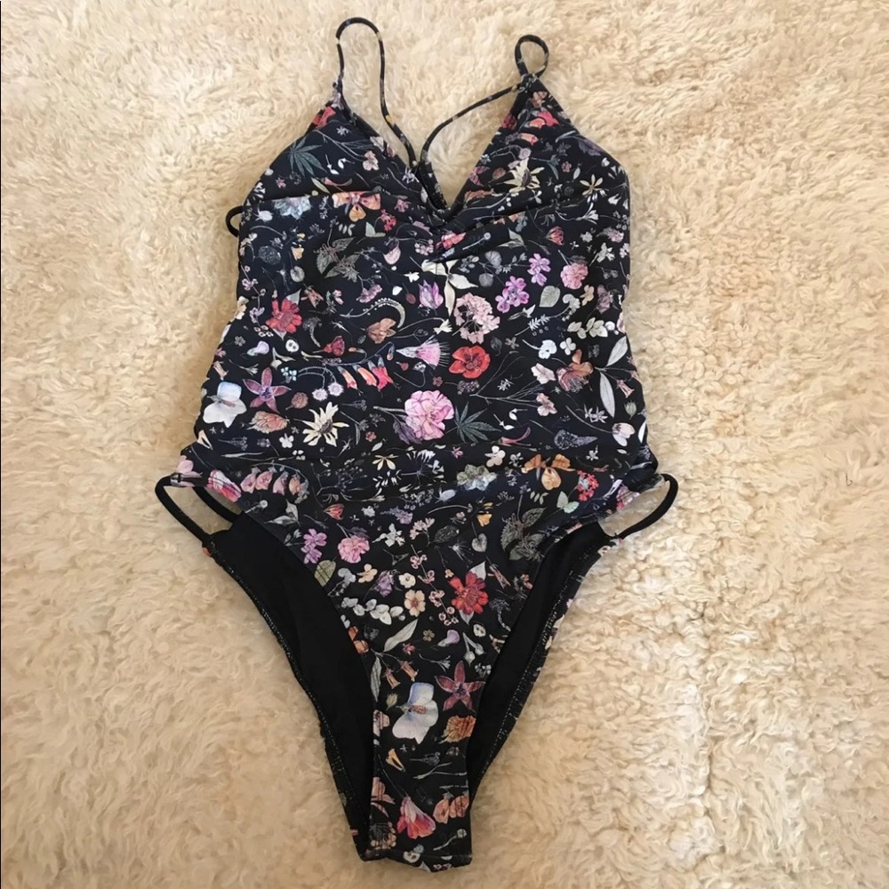 L*Space Swimsuit One Piece 💋Wild Side